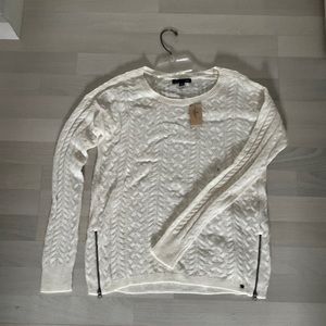 American Eagle White Knit Sweater